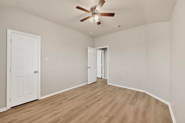 761 Meghann Lane, Waxahachie, TX 75167