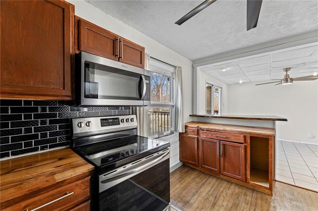 838 N 83rd Terrace, Kansas City, KS 66112