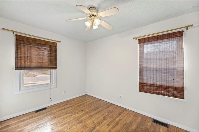 838 N 83rd Terrace, Kansas City, KS 66112