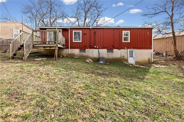 838 N 83rd Terrace, Kansas City, KS 66112