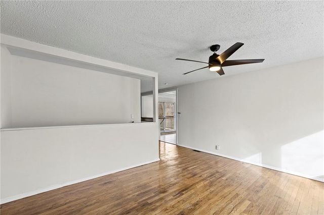 838 N 83rd Terrace, Kansas City, KS 66112