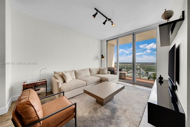 3470 E Coast Ave H2403, Miami, FL 33137