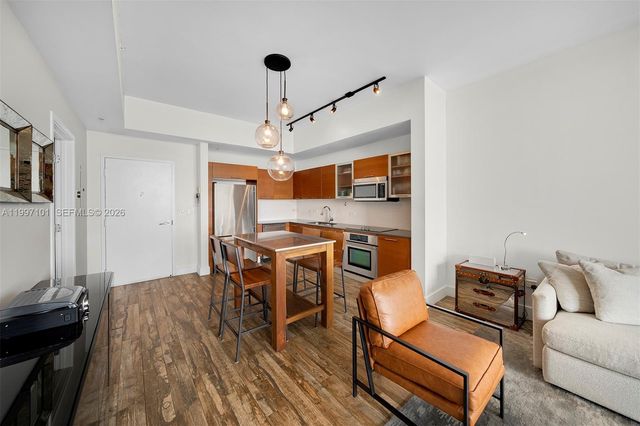 3470 E Coast Ave H2403, Miami, FL 33137