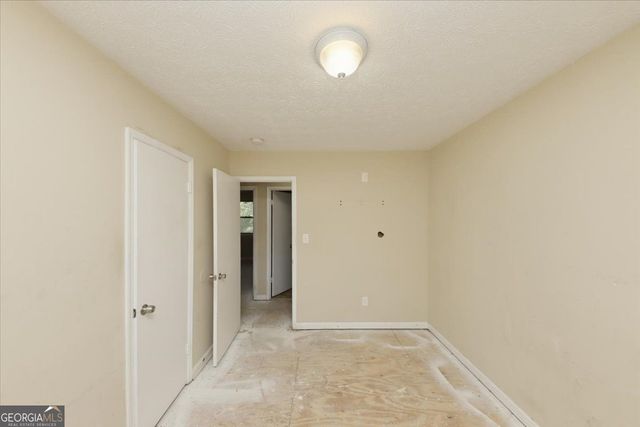 3449 Oak Run Drive, Lithonia, GA 30038