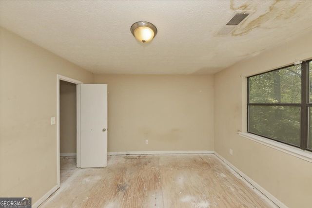 3449 Oak Run Drive, Lithonia, GA 30038