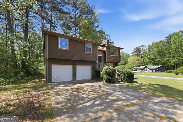 3449 Oak Run Drive, Lithonia, GA 30038
