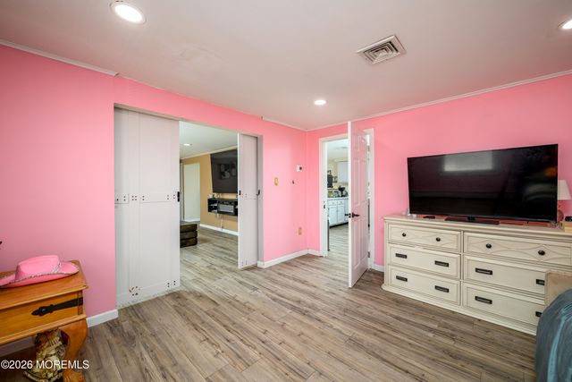 570 Eltone Road, Jackson, NJ 08527