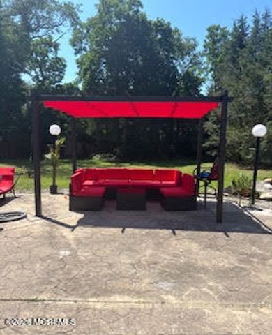 570 Eltone Road, Jackson, NJ 08527