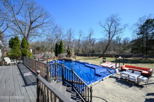 570 Eltone Road, Jackson, NJ 08527