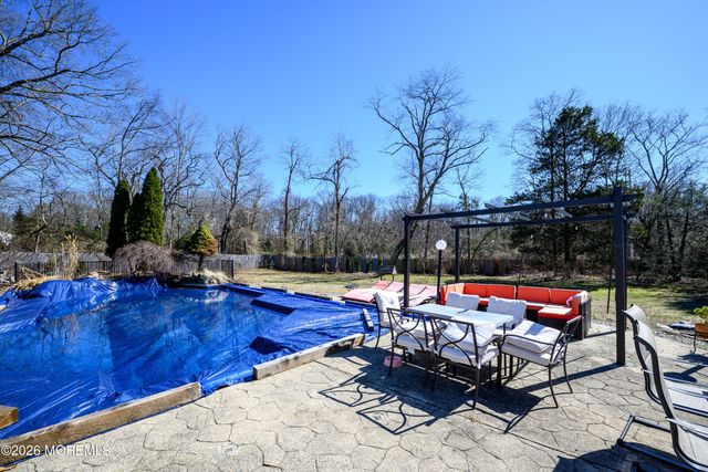 570 Eltone Road, Jackson, NJ 08527