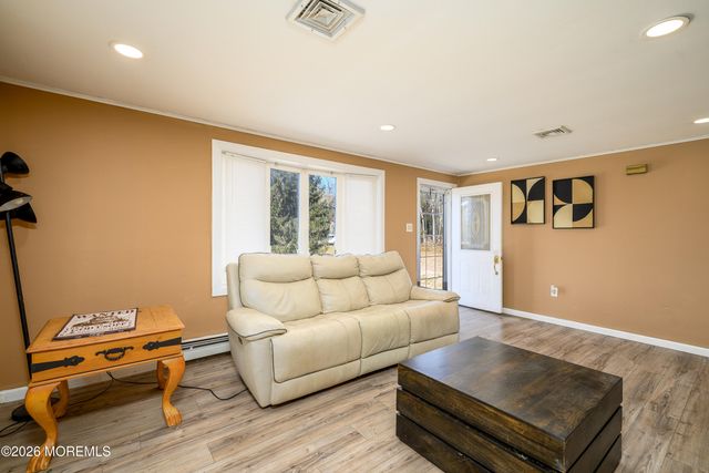 570 Eltone Road, Jackson, NJ 08527