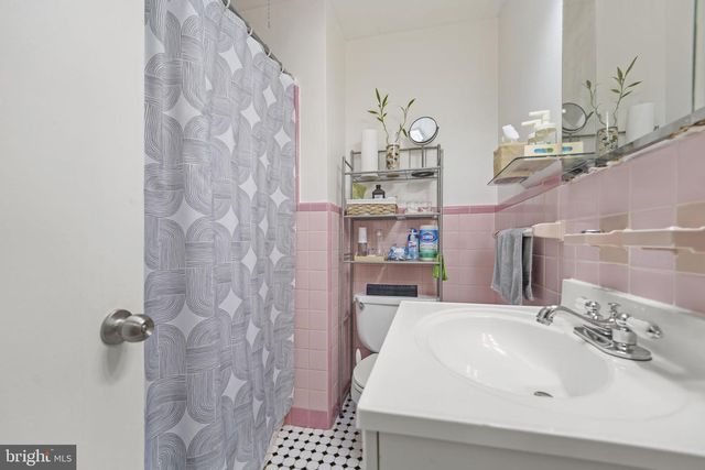 6834 WALKER ST, Philadelphia, PA 19135