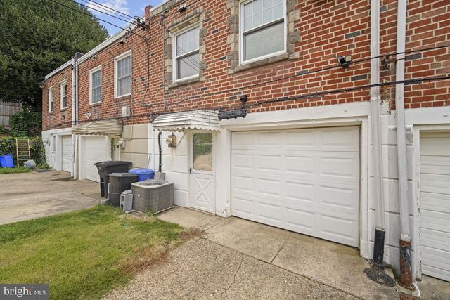 6834 WALKER ST, Philadelphia, PA 19135