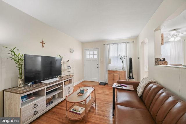 6834 WALKER ST, Philadelphia, PA 19135