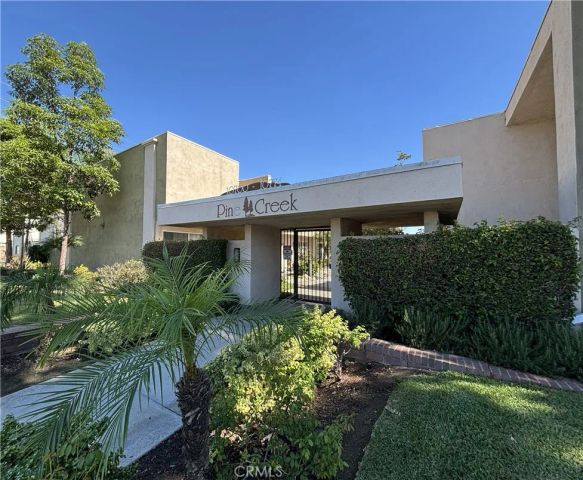 10746 Knott Avenue, Stanton, CA 90680