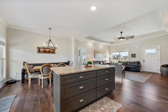 2057 Halls Mill Rd, Unionville, TN 37180