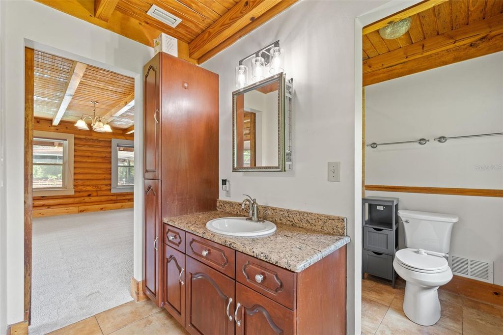 Image 15 of property listing at 18441 OAKLAWN DRIVE, Spring Hill, FL 34610