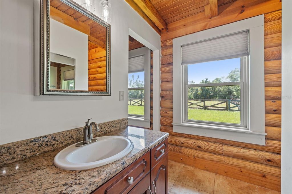 Image 18 of property listing at 18441 OAKLAWN DRIVE, Spring Hill, FL 34610