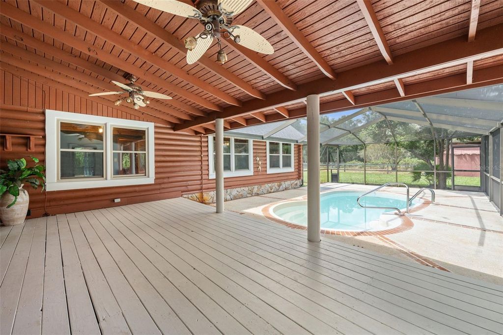 Image 22 of property listing at 18441 OAKLAWN DRIVE, Spring Hill, FL 34610