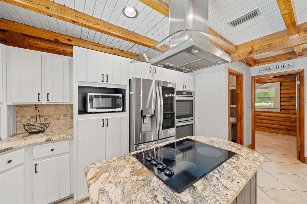 Image 9 of property listing at 18441 OAKLAWN DRIVE, Spring Hill, FL 34610