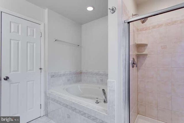 8610 TURKEY HILL RD, La Plata, MD 20646