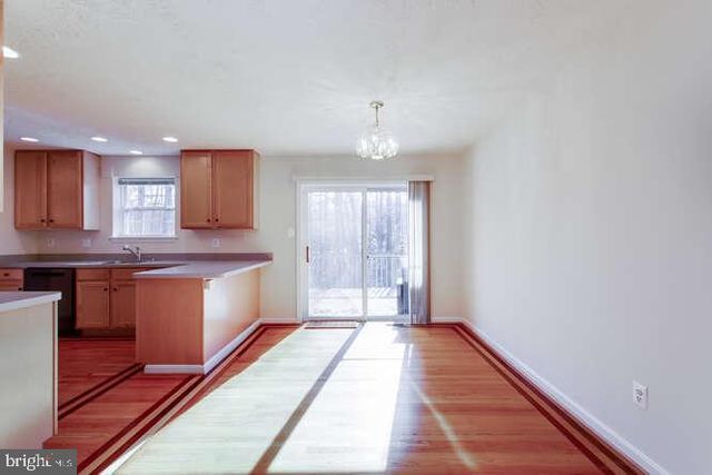 8610 TURKEY HILL RD, La Plata, MD 20646