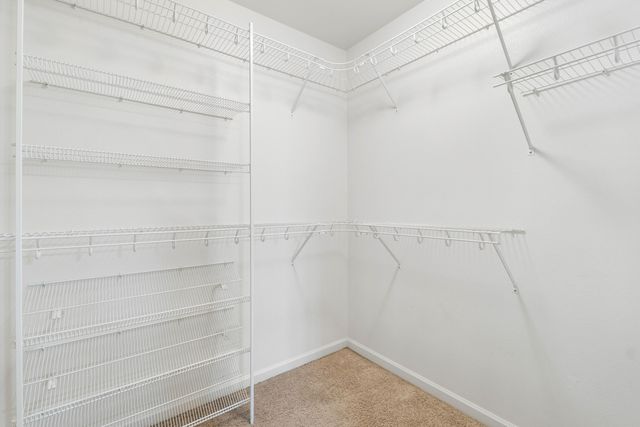 660 NW Greenwood Loop, Redmond, OR 97756