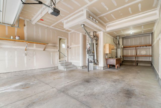 660 NW Greenwood Loop, Redmond, OR 97756