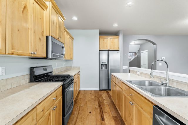 660 NW Greenwood Loop, Redmond, OR 97756