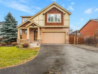 660 NW Greenwood Loop, Redmond, OR 97756