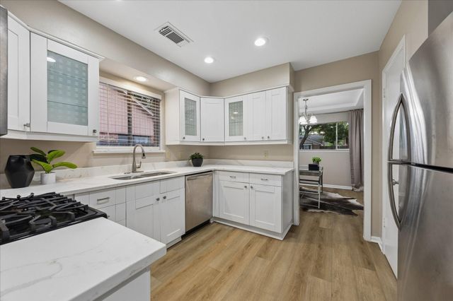 7919 Mobud Drive, Houston, TX 77036