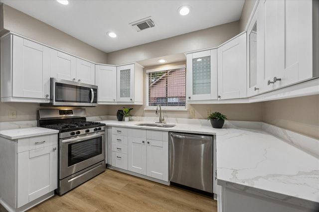 7919 Mobud Drive, Houston, TX 77036