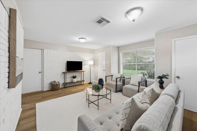 7919 Mobud Drive, Houston, TX 77036
