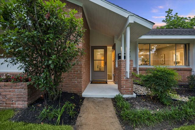 7919 Mobud Drive, Houston, TX 77036