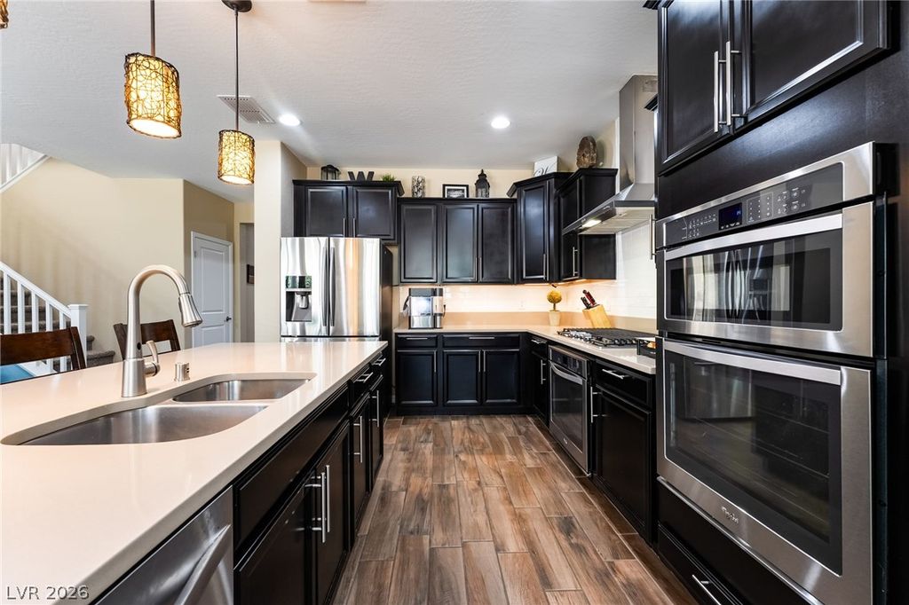 Image 13 of property listing at 9970 Celestial Cliffs Avenue, Las Vegas, NV 89166