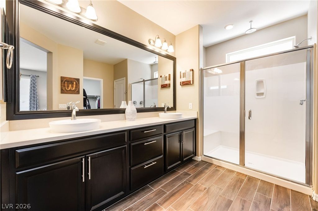Image 31 of property listing at 9970 Celestial Cliffs Avenue, Las Vegas, NV 89166