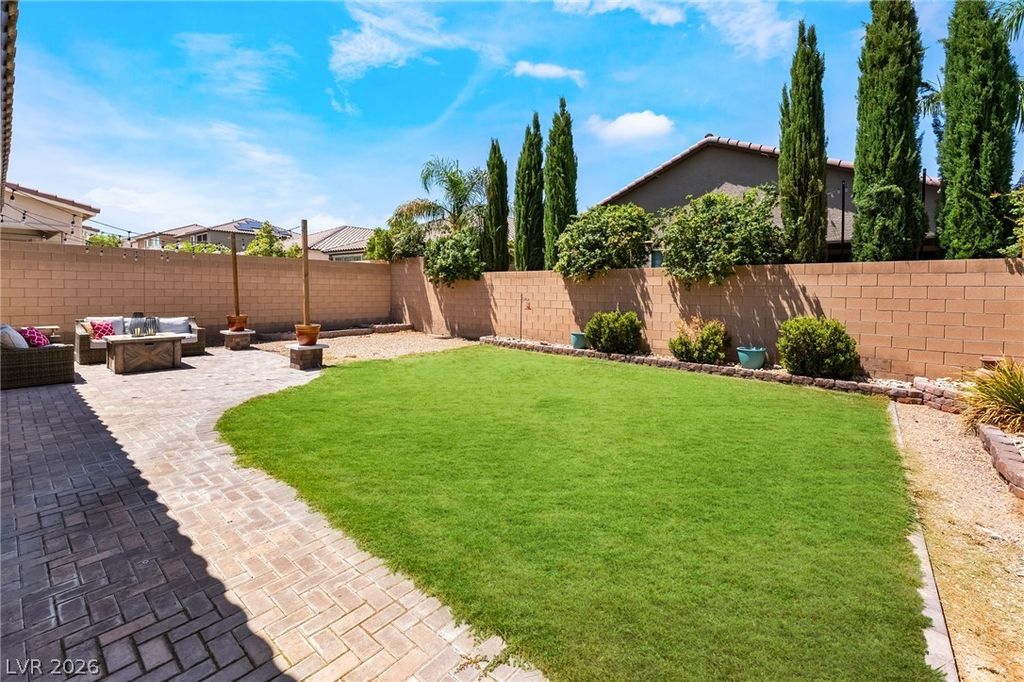Image 39 of property listing at 9970 Celestial Cliffs Avenue, Las Vegas, NV 89166