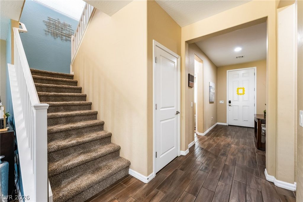 Image 4 of property listing at 9970 Celestial Cliffs Avenue, Las Vegas, NV 89166