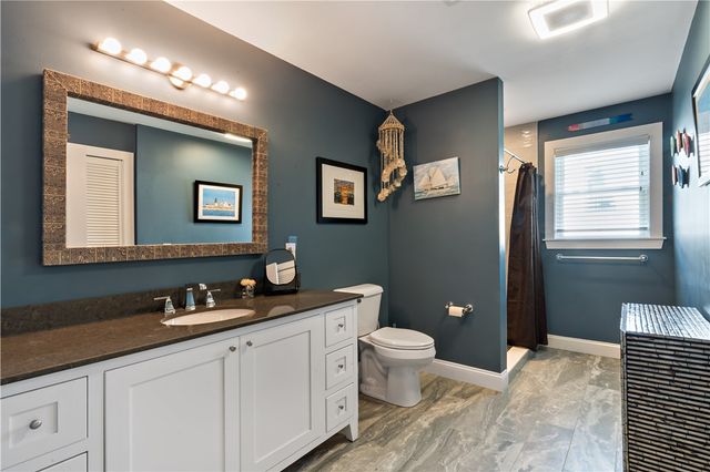 881 Point Judith Road, Narragansett, RI 02882
