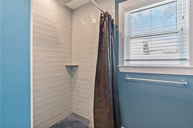 881 Point Judith Road, Narragansett, RI 02882