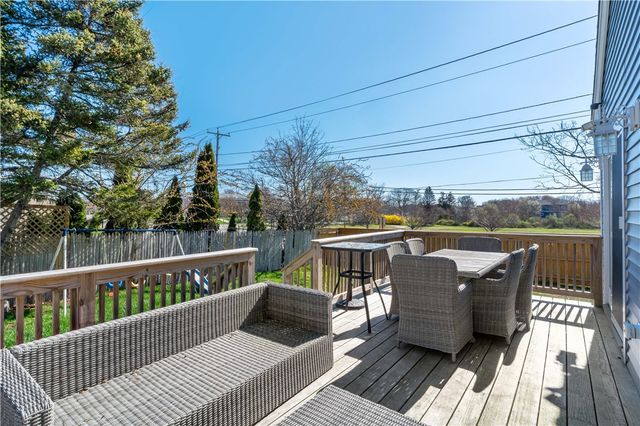 881 Point Judith Road, Narragansett, RI 02882
