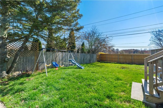 881 Point Judith Road, Narragansett, RI 02882