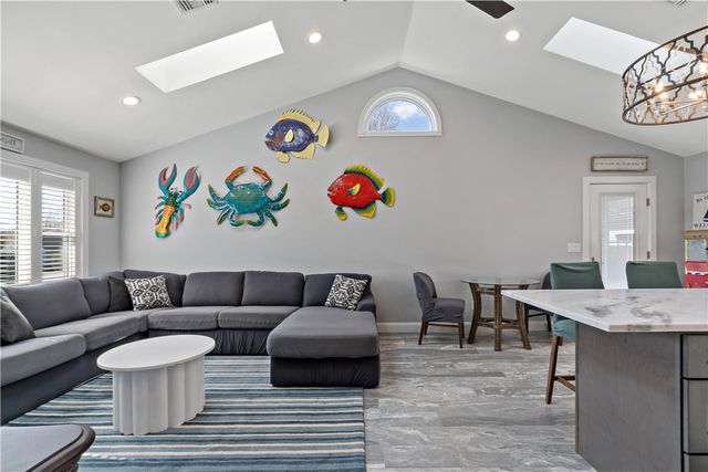881 Point Judith Road, Narragansett, RI 02882