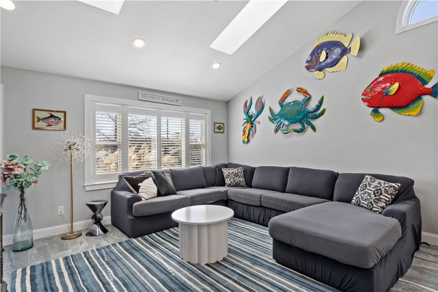 881 Point Judith Road, Narragansett, RI 02882