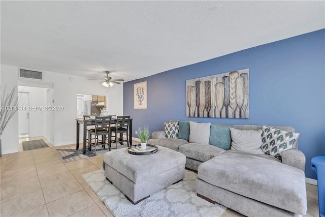 4025 N Federal Hwy 120a 120A, Oakland Park, FL 33308
