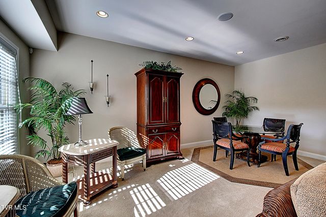 1117 Waterbrooke Lane, Johnson City, TN 37604