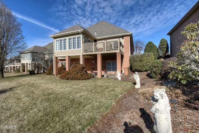 1117 Waterbrooke Lane, Johnson City, TN 37604