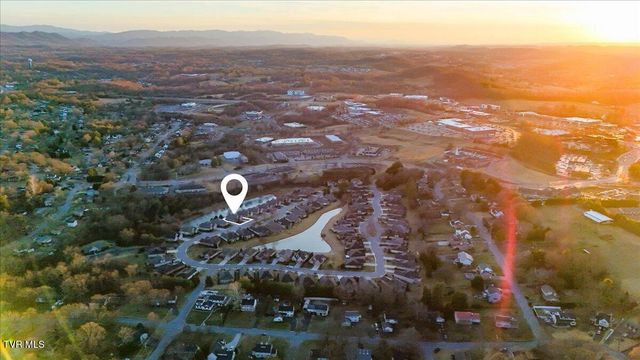 1117 Waterbrooke Lane, Johnson City, TN 37604