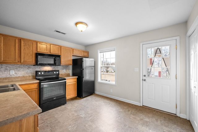 248 Executive Ave, Clarksville, TN 37042