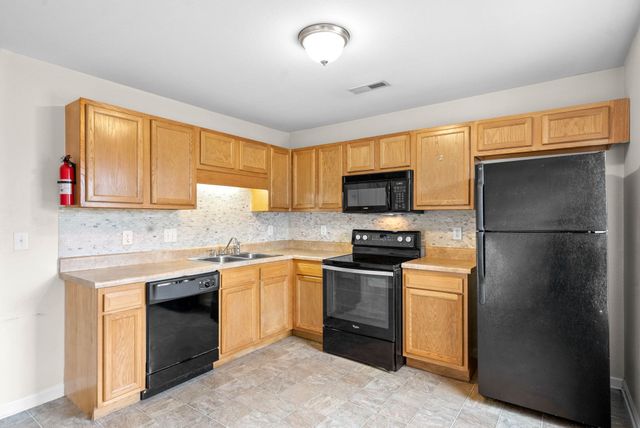 248 Executive Ave, Clarksville, TN 37042